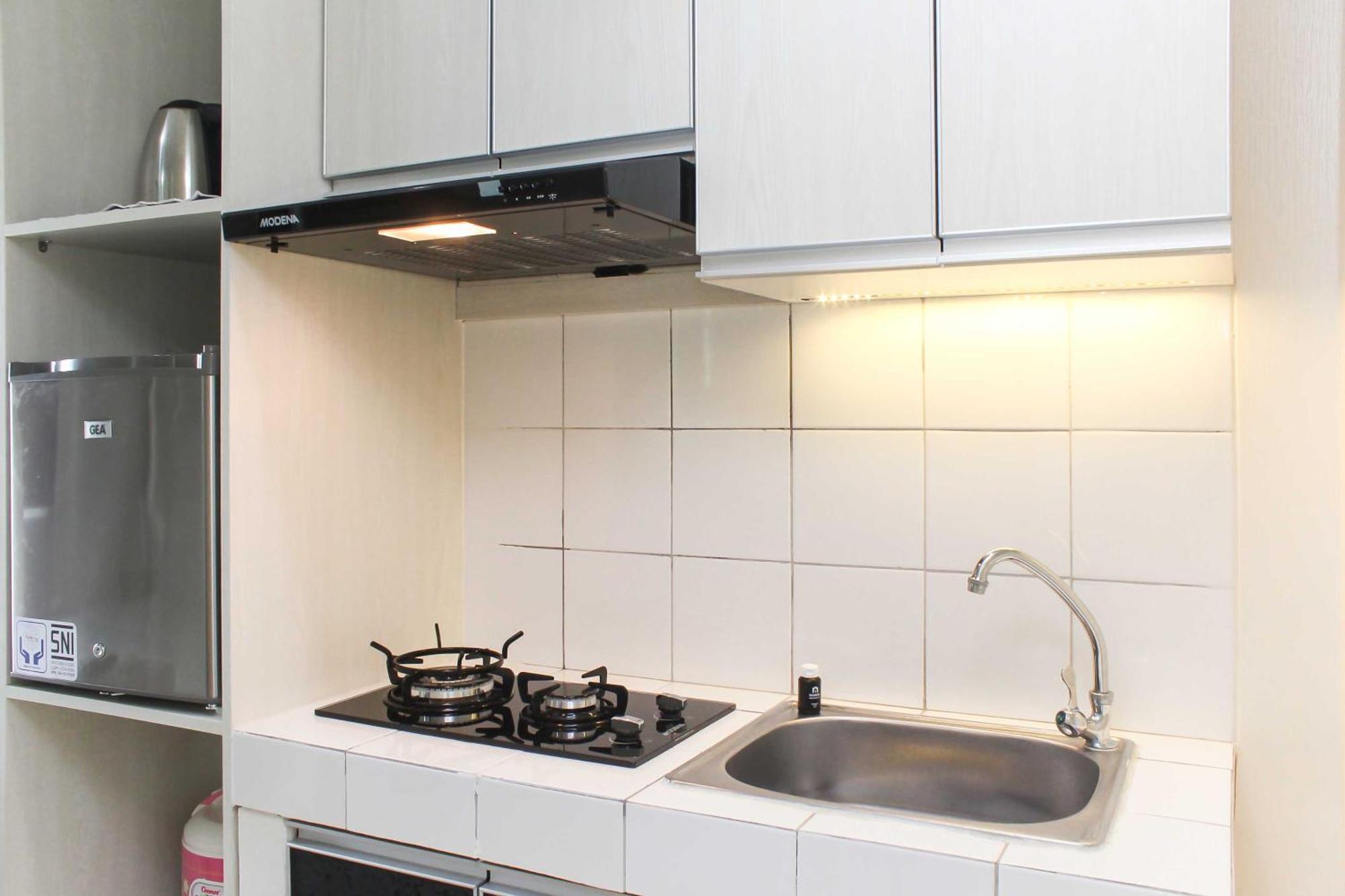 Minimalist And Comfort Living Springlake Summarecon By Travelio Apartemen *