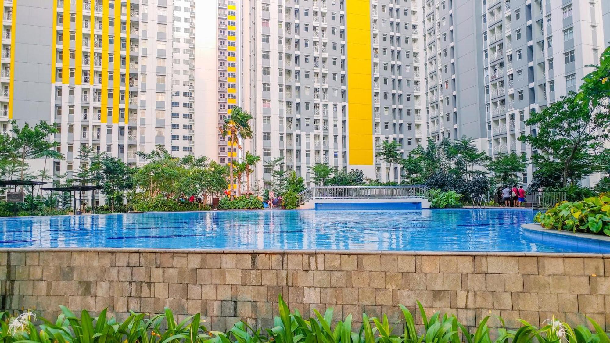 Minimalist And Comfort Living Springlake Summarecon By Travelio * Bekasi